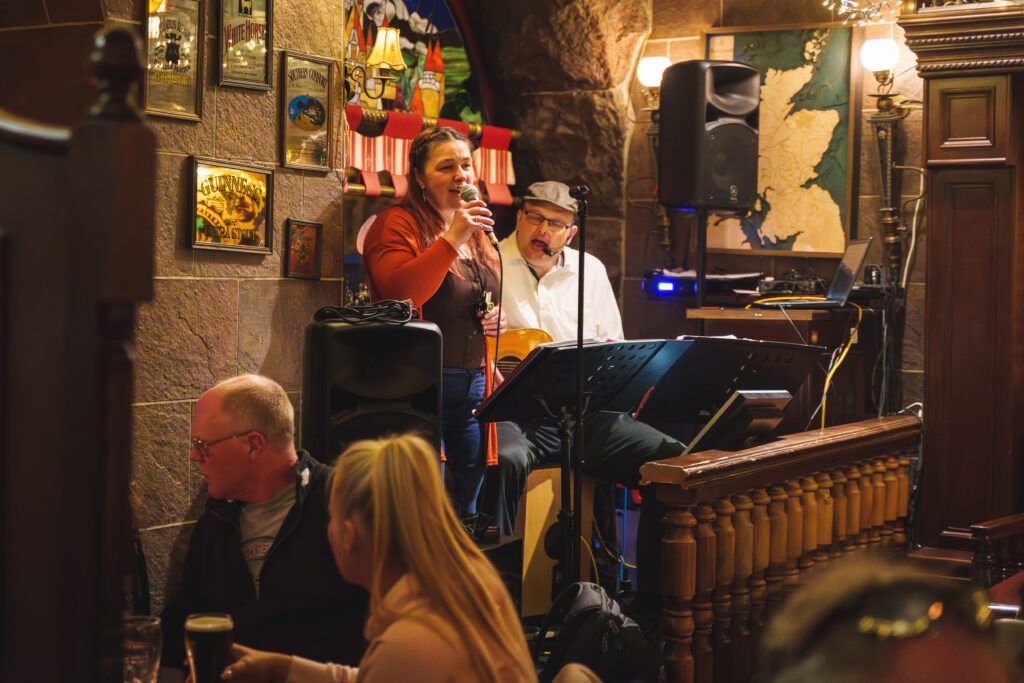 Tea for Two im McMelson Pub in Flensburg - Bild Nr 3441