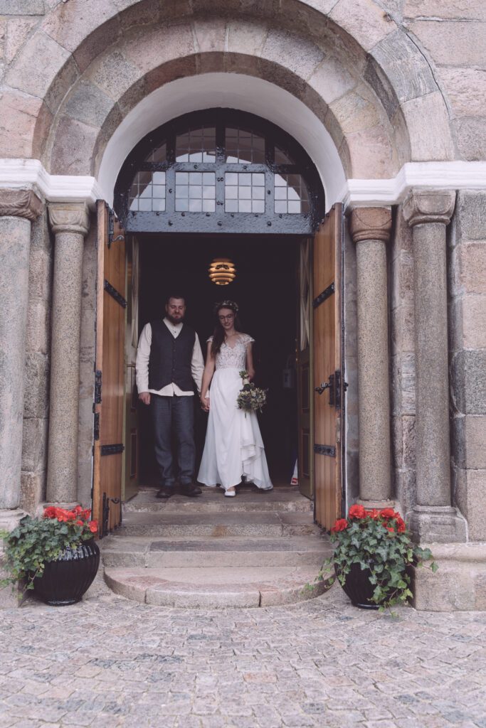 Karen & John – Kirchliche Hochzeit in Kolding, Dänemark - Bild Nr 5031