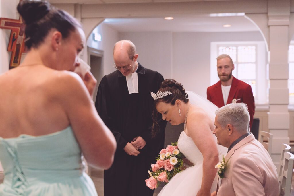 Regine & Florian – Kirchliche Hochzeit in Flensburg - Bild Nr 4453