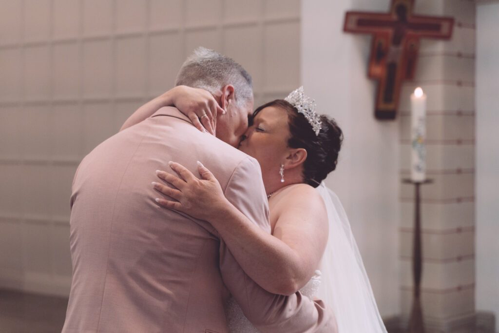 Regine & Florian – Kirchliche Hochzeit in Flensburg - Bild Nr 4466