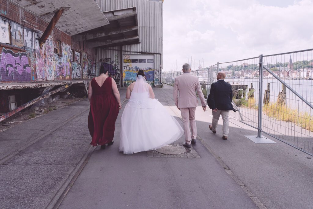 Regine & Florian – Kirchliche Hochzeit in Flensburg - Bild Nr 4490