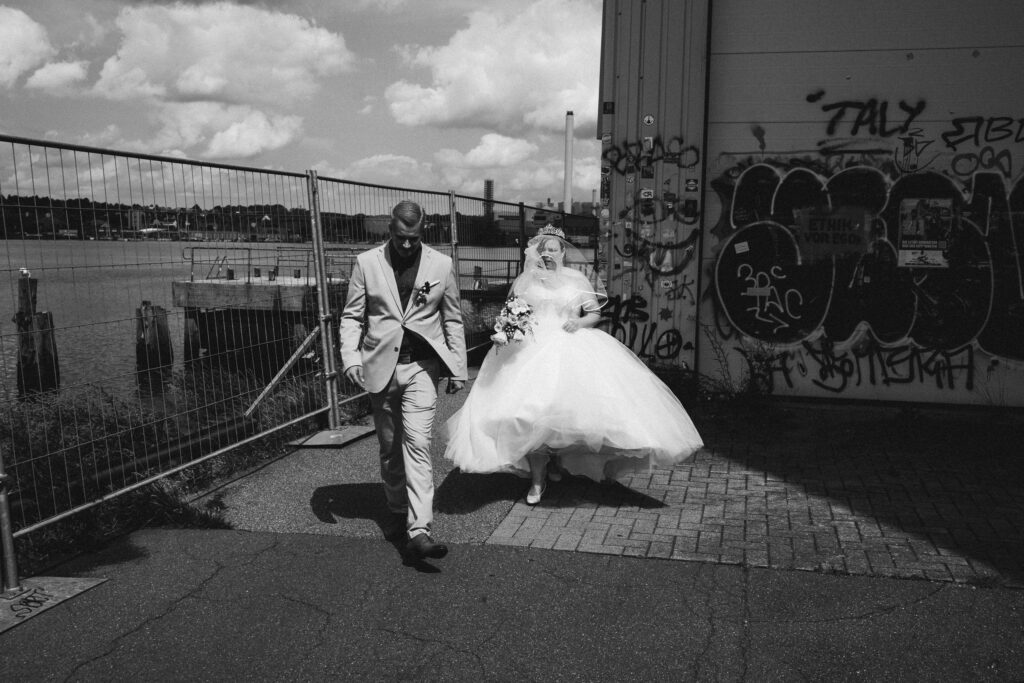 Regine & Florian – Kirchliche Hochzeit in Flensburg - Bild Nr 4492