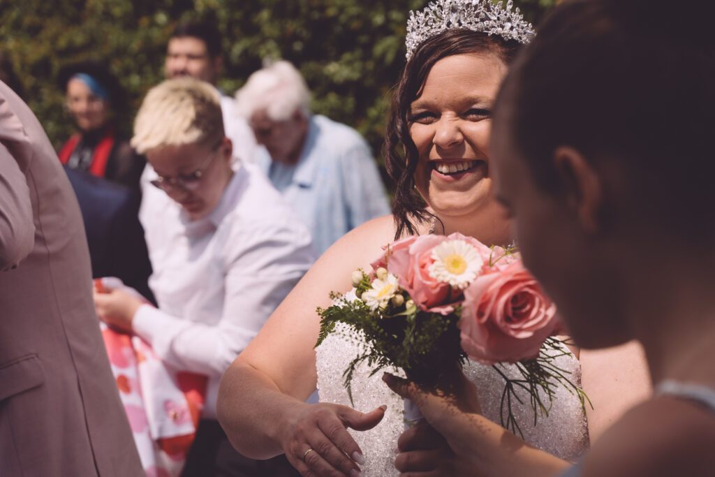 Regine & Florian – Kirchliche Hochzeit in Flensburg - Bild Nr 4508